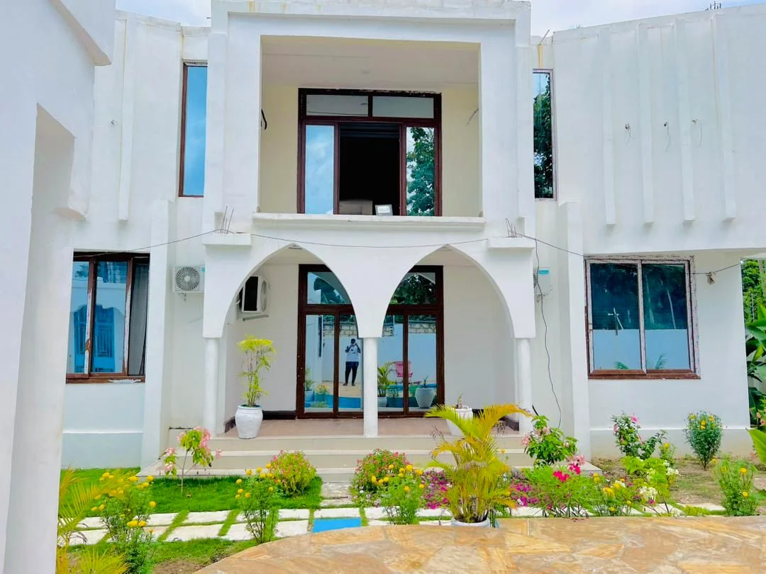 Villa front facade with Swahili-style arches